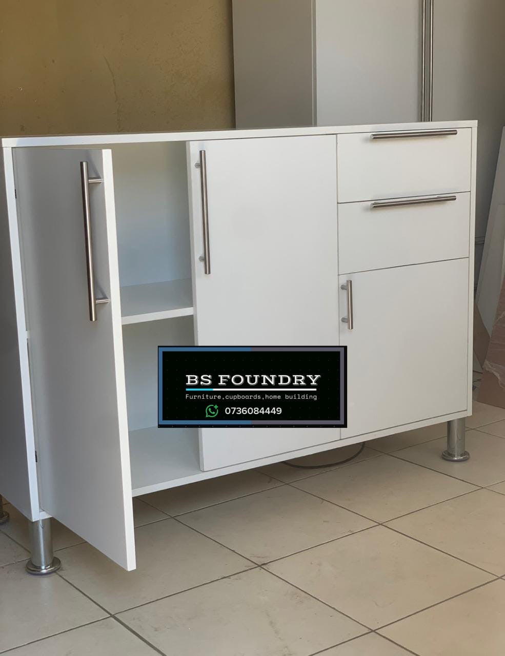 3 door cupboard with 2 drawers
